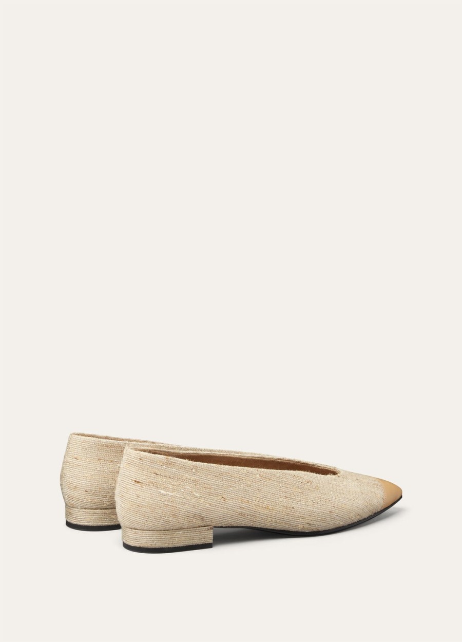 rebecca ballerina van zijde en viscose in bruin.
