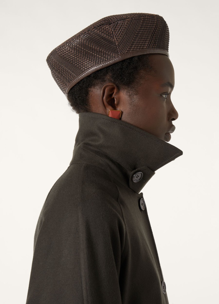 lorenzo royal lightness black pine coat
