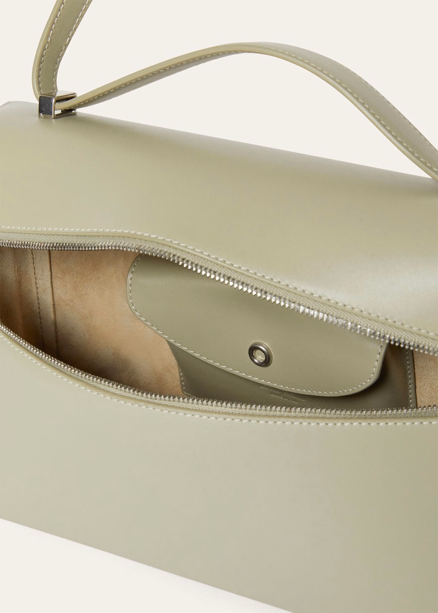 Extra tas L27 licht glad kalfsleer Wasabi