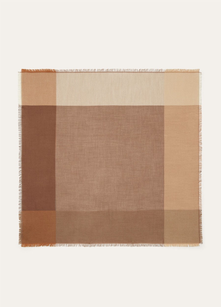 quadrilatero del silenzio zijden kasjmier foulard antieke gipsbeige armbanden
