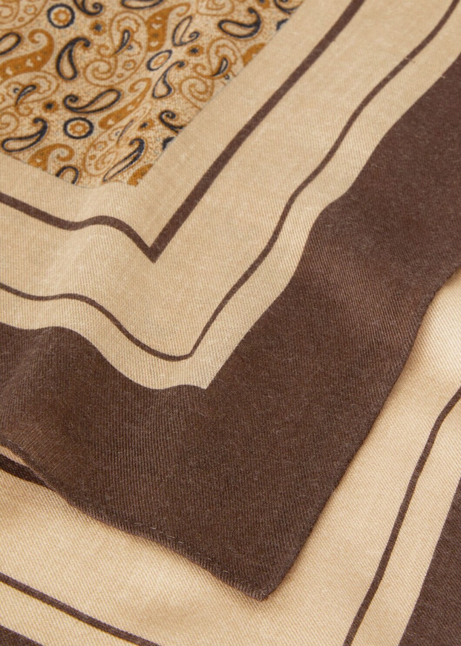 alpenkasjmier zijden foulard in hazelnootchocoladebruinamberkleur