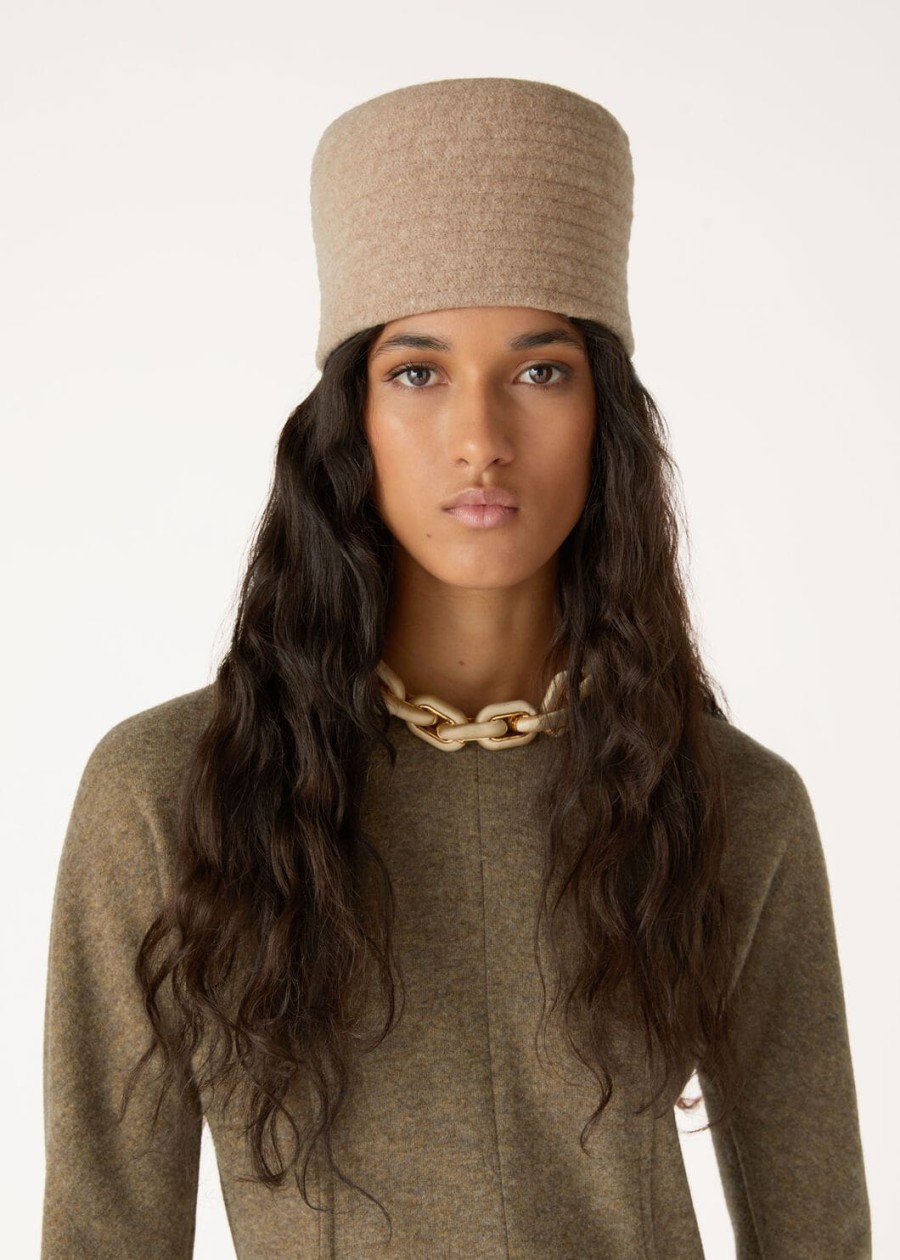 alicia hoed van perkamentwol in beige