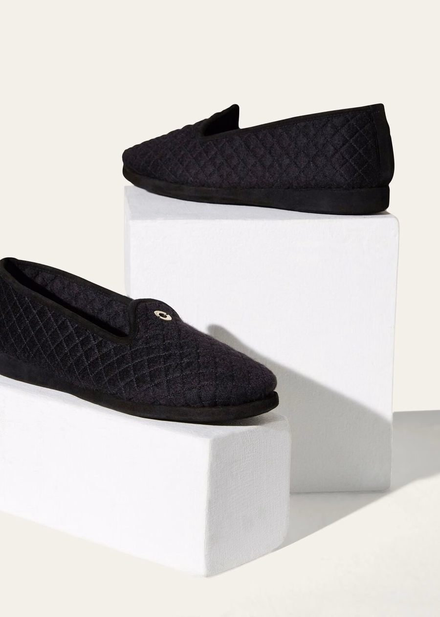 Klassieke zwarte kasjmier slippers