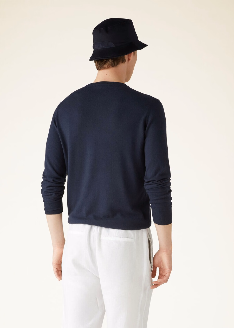 Superlichte trui met ronde hals van babykasjmier in marineblauw