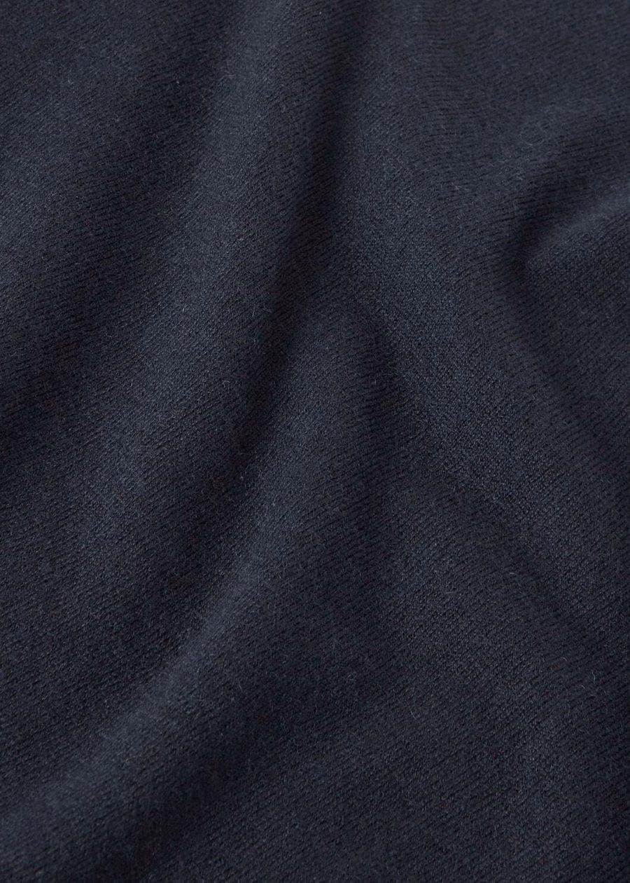Marineblauwe kasjmier trui met ronde hals