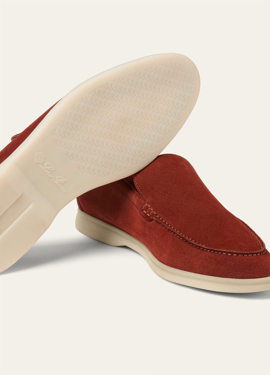 Summer Walk loafers van gedroogd rood suède.
