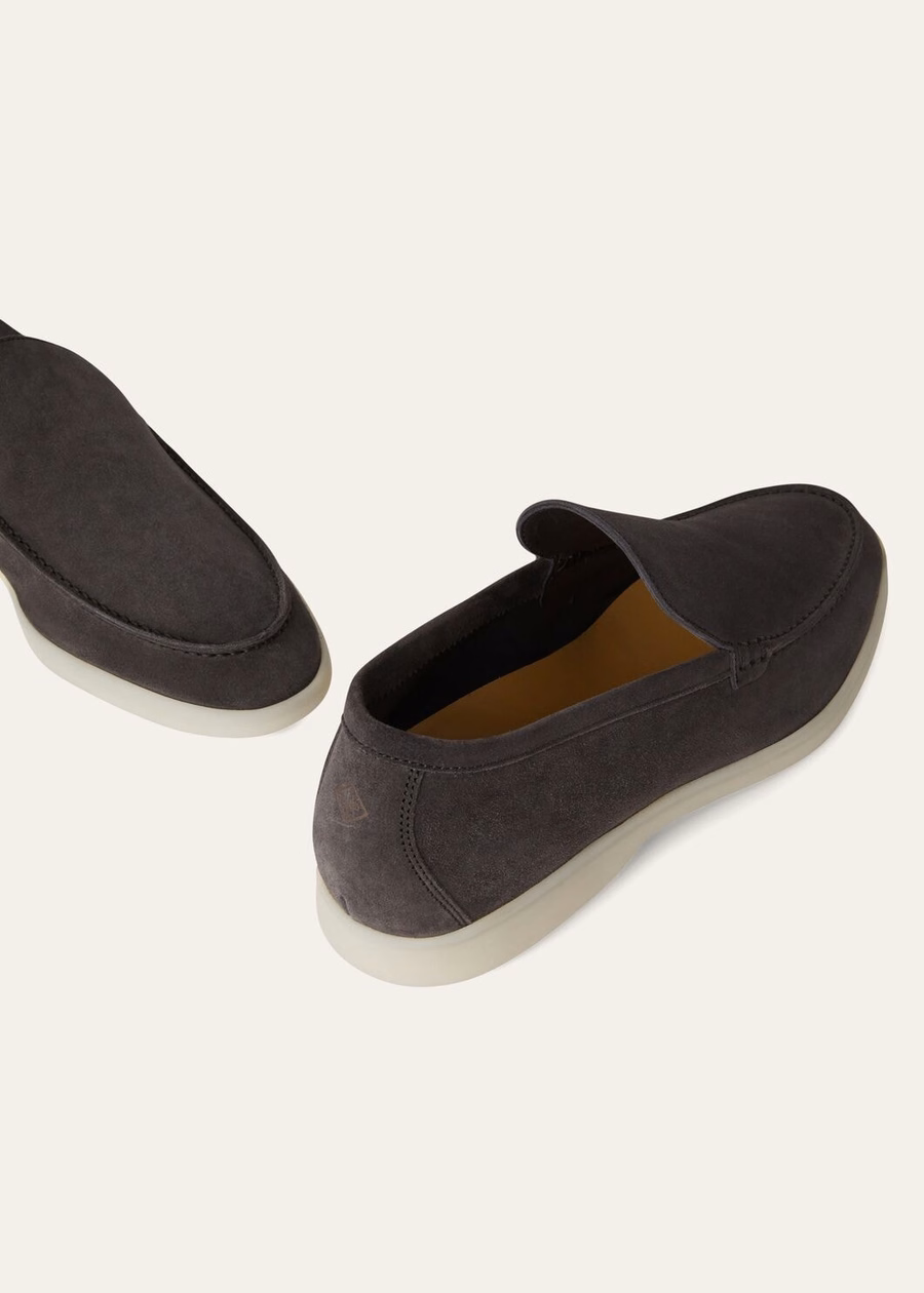 Summer Walk loafers van suède met kaviaarprint