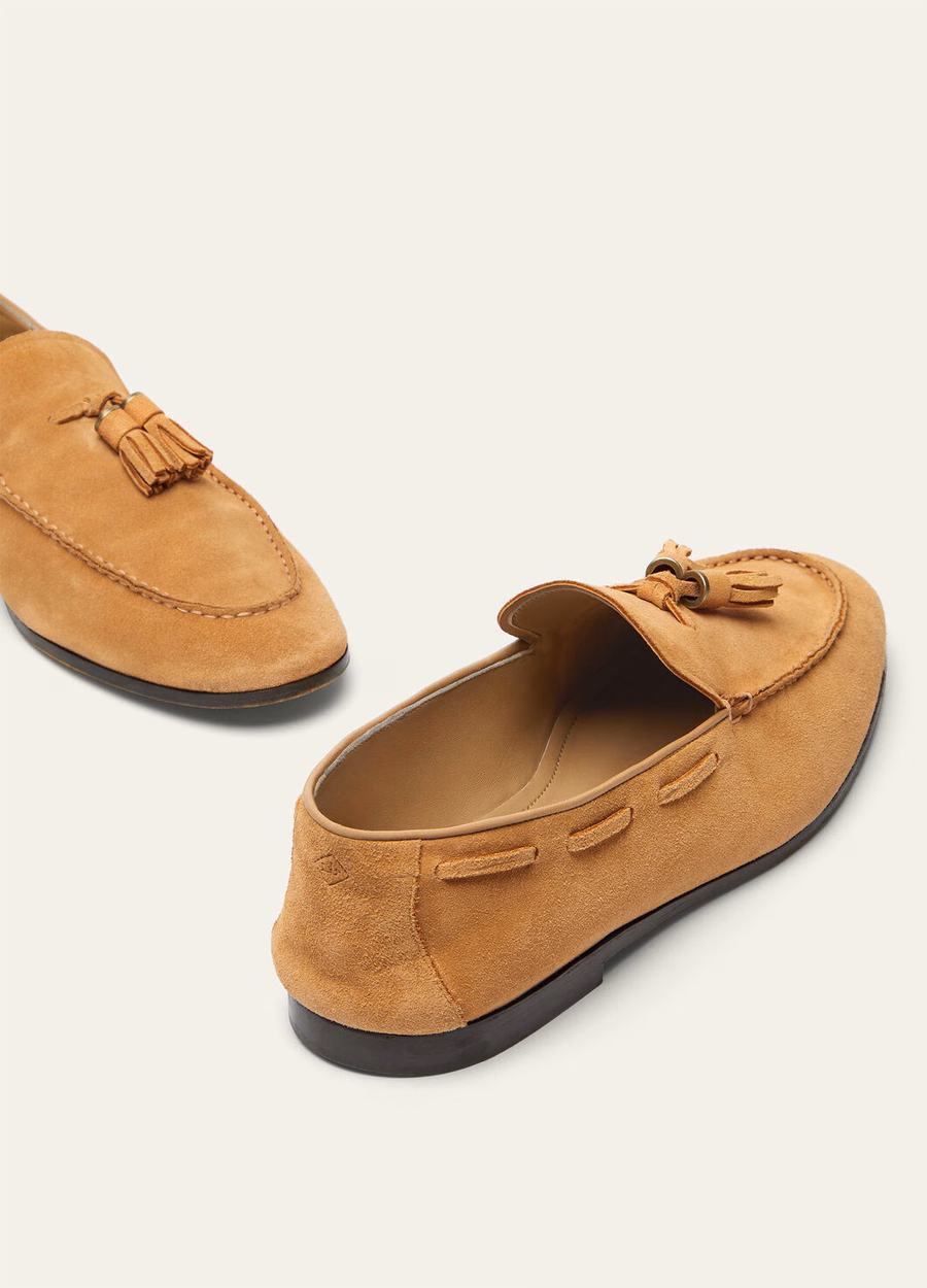 Francis Walk Classic Camel Calfskin Loafer