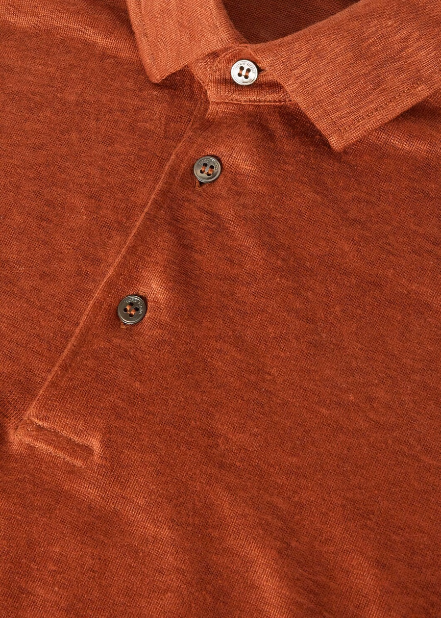 Poloshirt in donkere kurkuma
