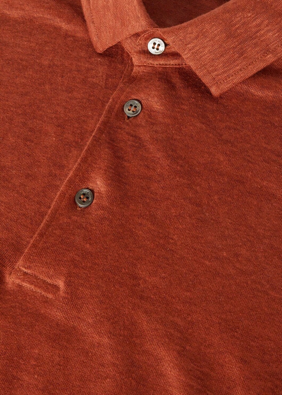 poloshirt in donkere kurkuma