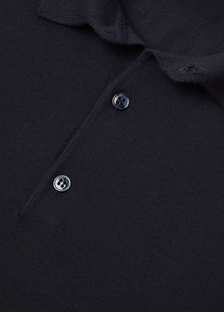 het gift of kings poloshirt in marineblauw