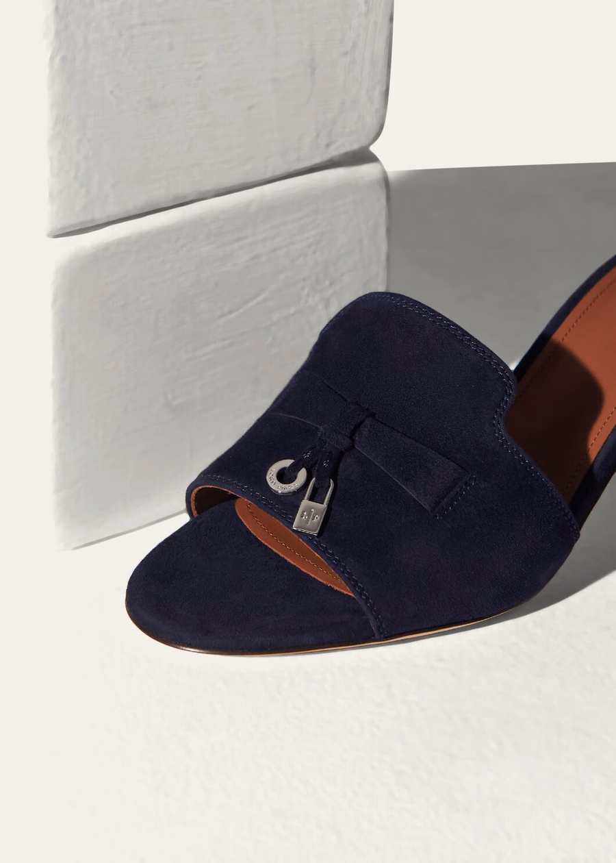 Zomerse Charms sandalen van geitenleer in marineblauw