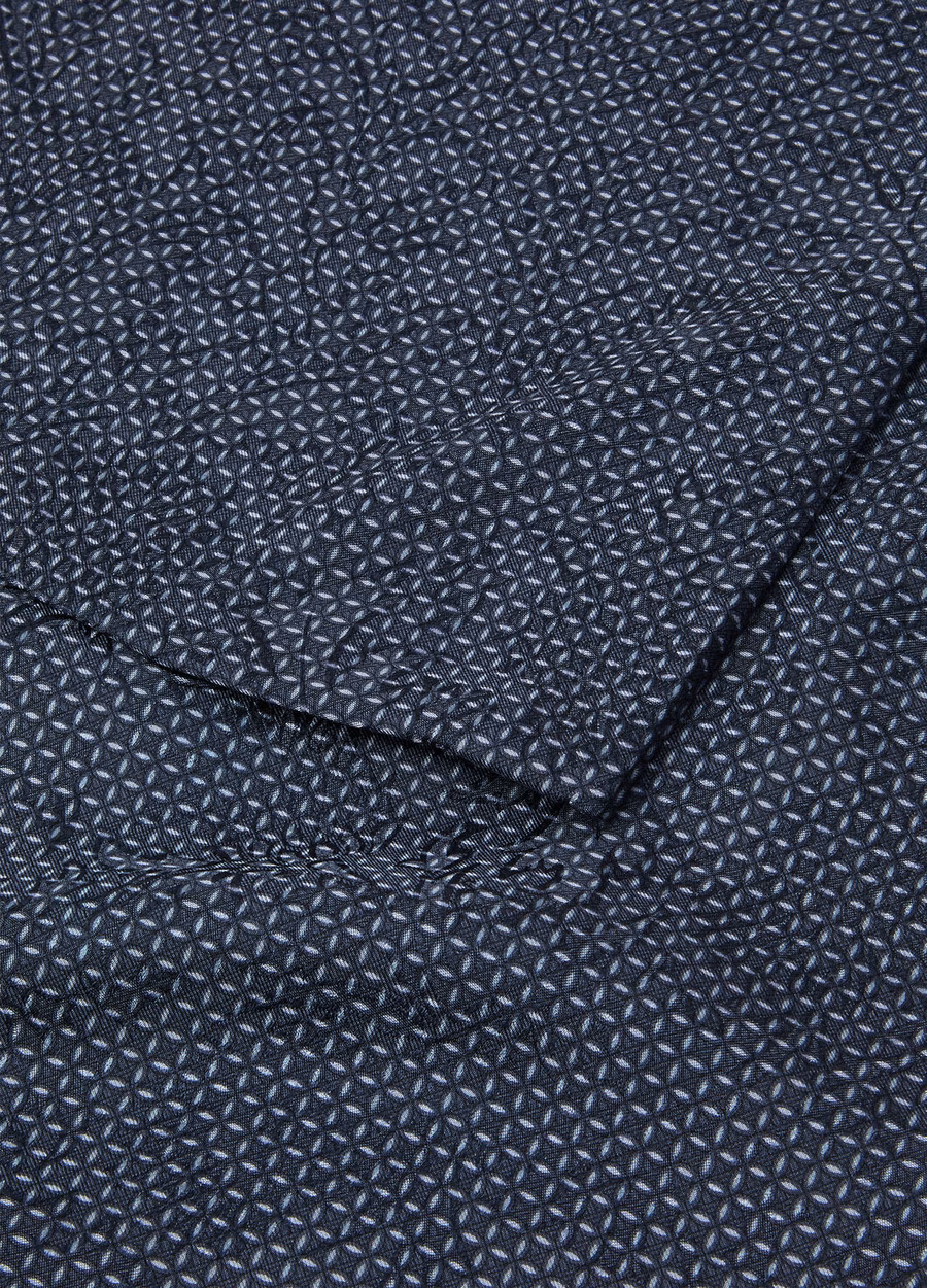 Kaleidoscoop sjaal van zijde in sterrenblauw/lichtblauw/eclipsblauw
