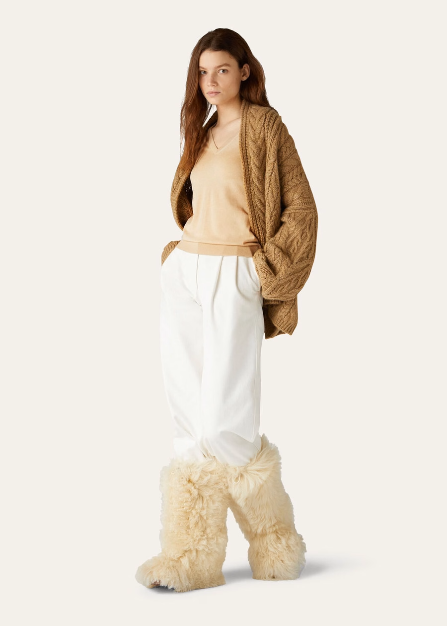 Vicuña met V-hals, natuurlijke, lichtgewicht vicuña