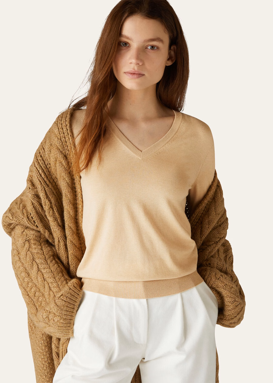 Vicuña met V-hals, natuurlijke, lichtgewicht vicuña