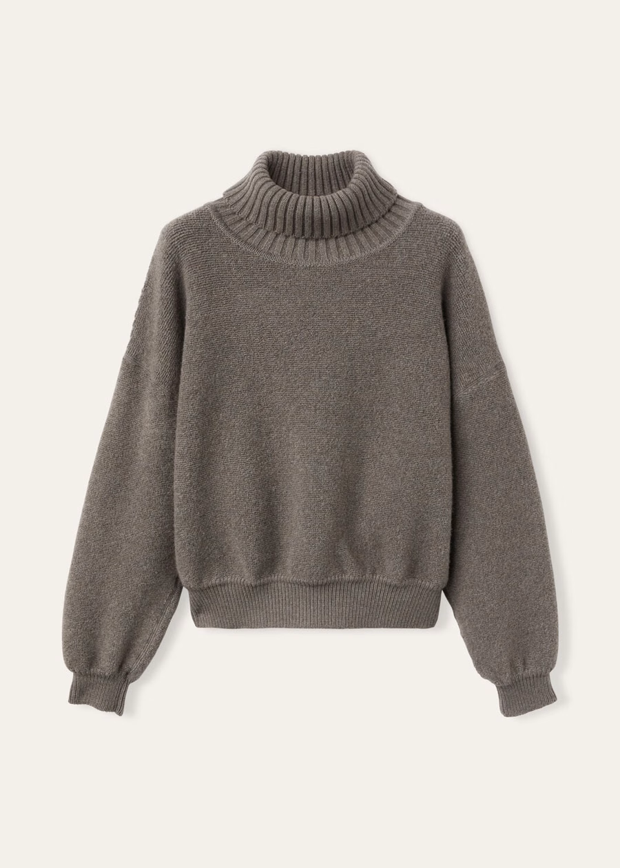 Cocooning sweatshirt met hoge hals van kasjmier scheerwol in peer-melange.