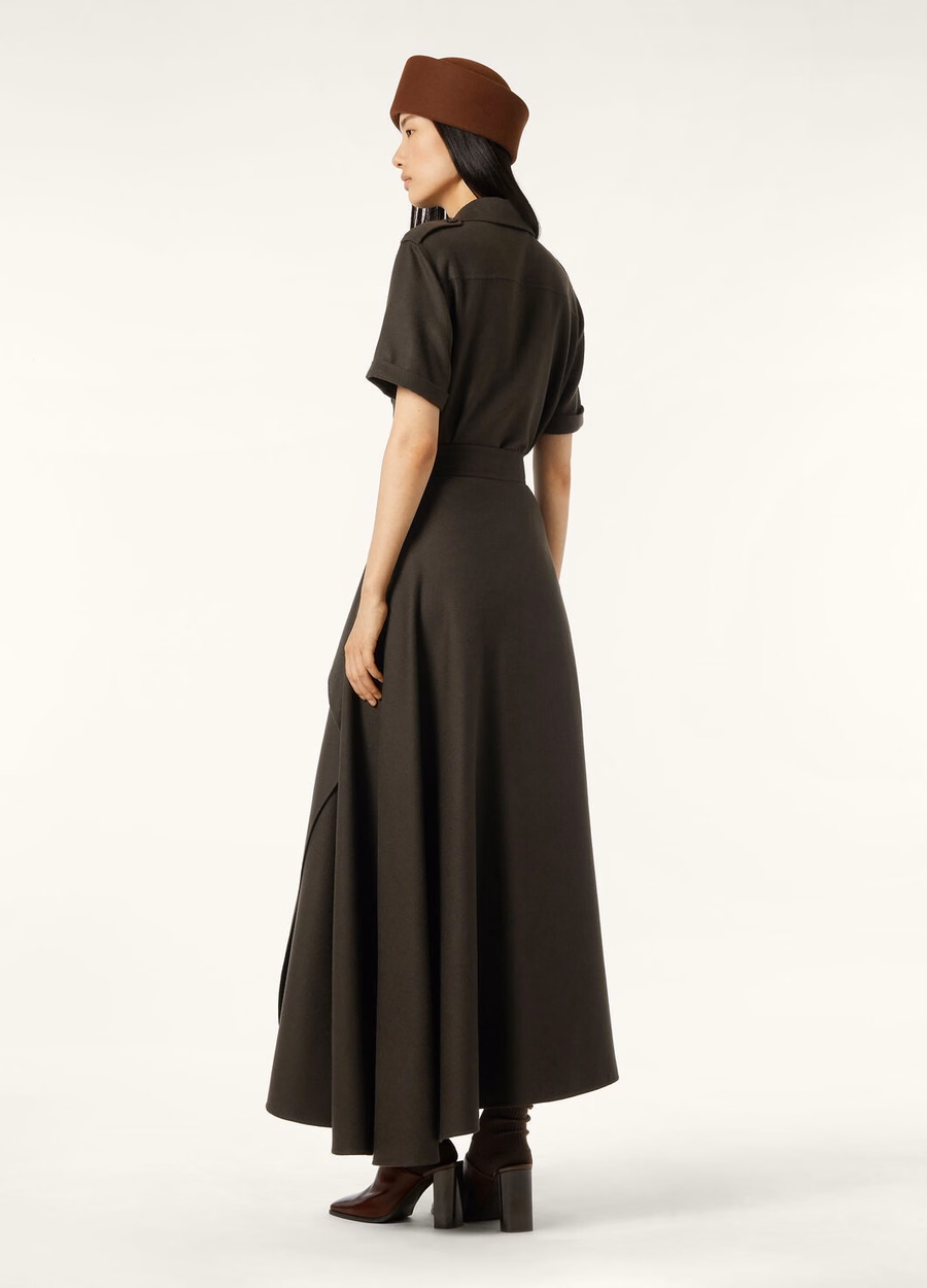 Violet Royal Lightness Pin Zwarte Rok