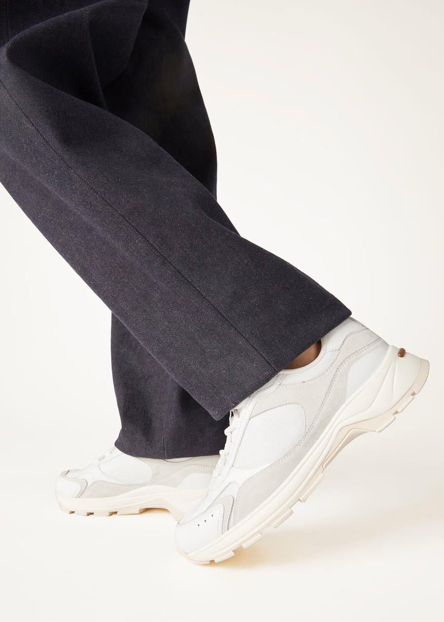 Cairn Walk Microfiber Nougat