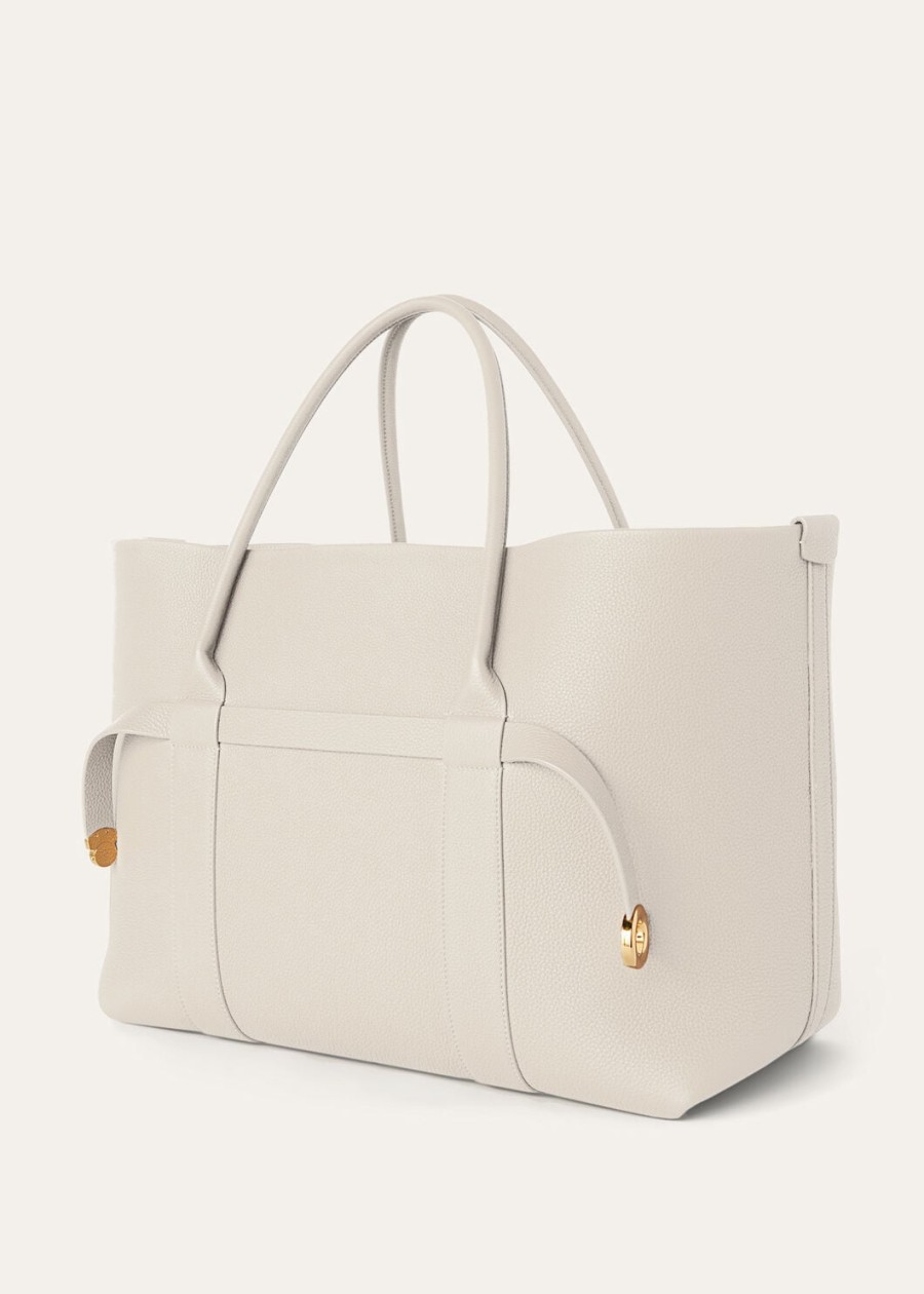 grote shopper tas van licht travertijnkleurig kalfsleerzonnegoud