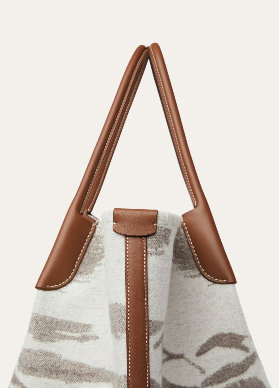 extra grote bale hobo tas van kasjmier scheerwol in de kleuren misty greywinter pebbleturquoisesun gold