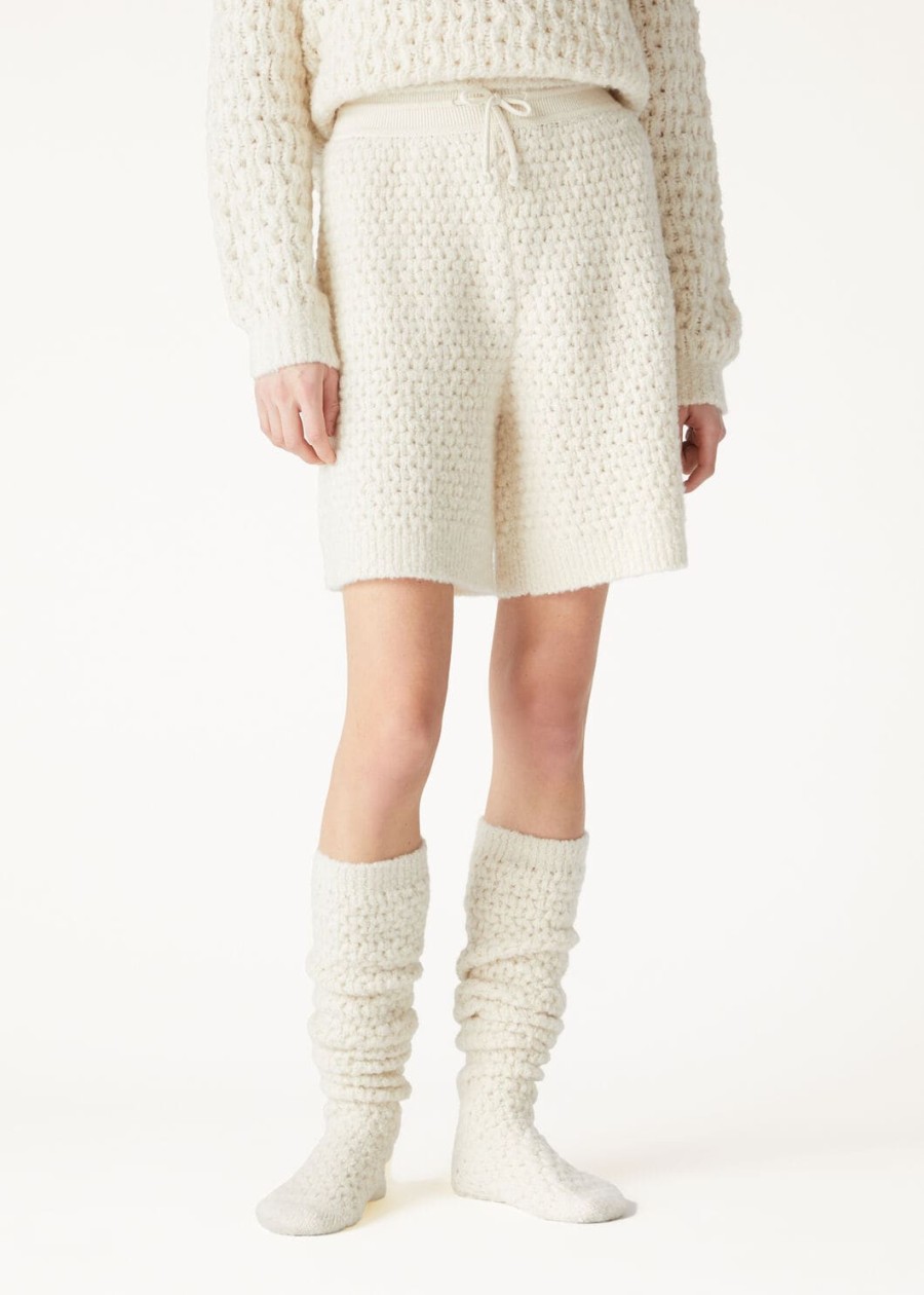 coconerende kasjmier shorts witte sneeuw