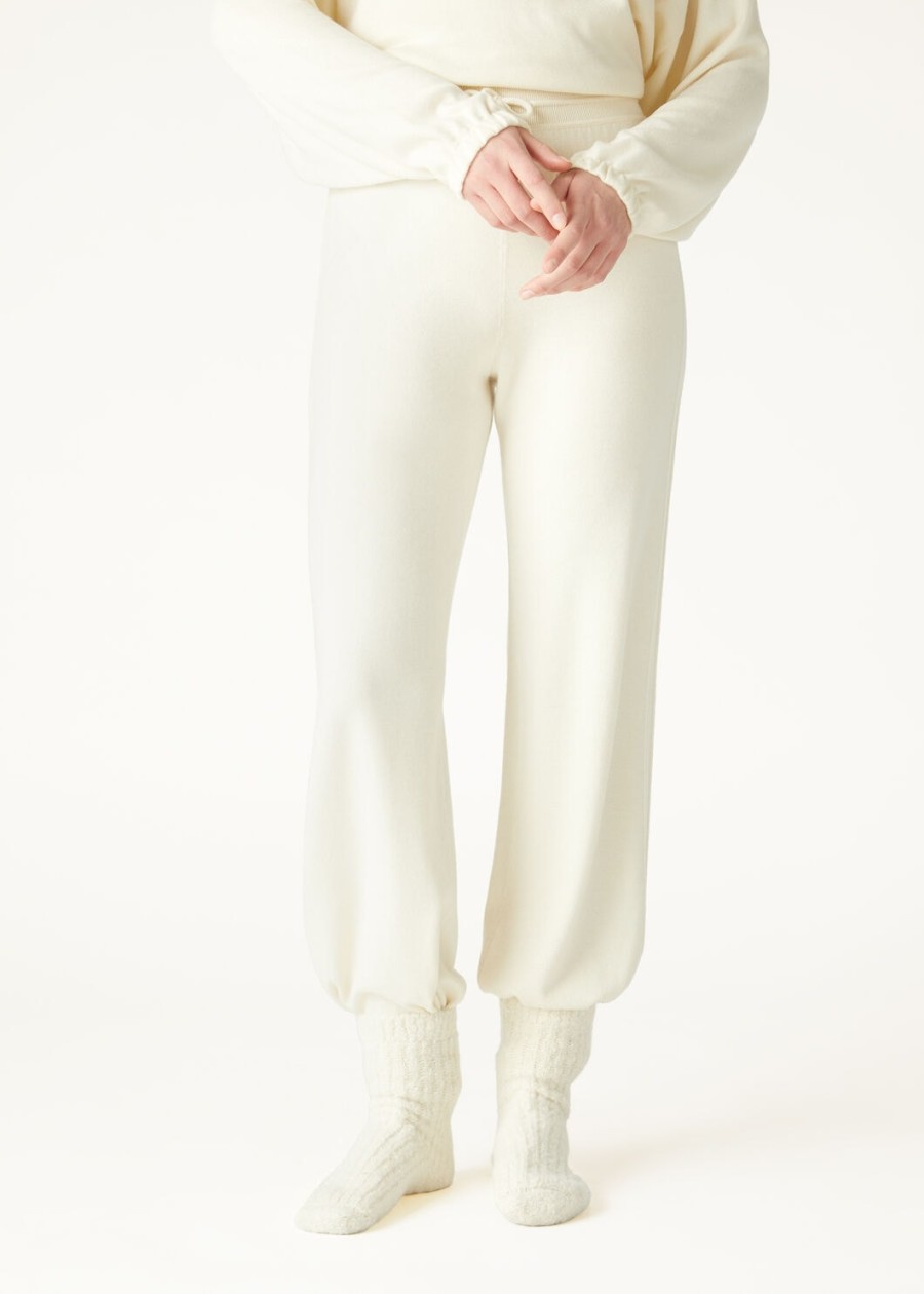 cocooning baby kasjmier nougat broek